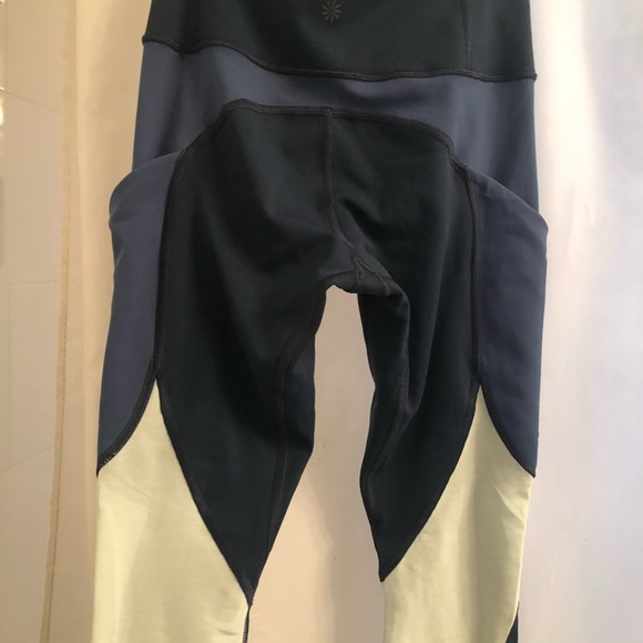 Athleta Color block tight - Picture 3 of 3